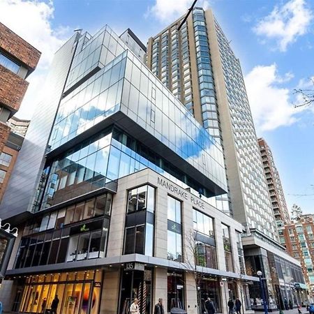 Luxury 2-Bedroom Apartment In Yorkville With The Best City View In Downtown Toronto Kültér fotó